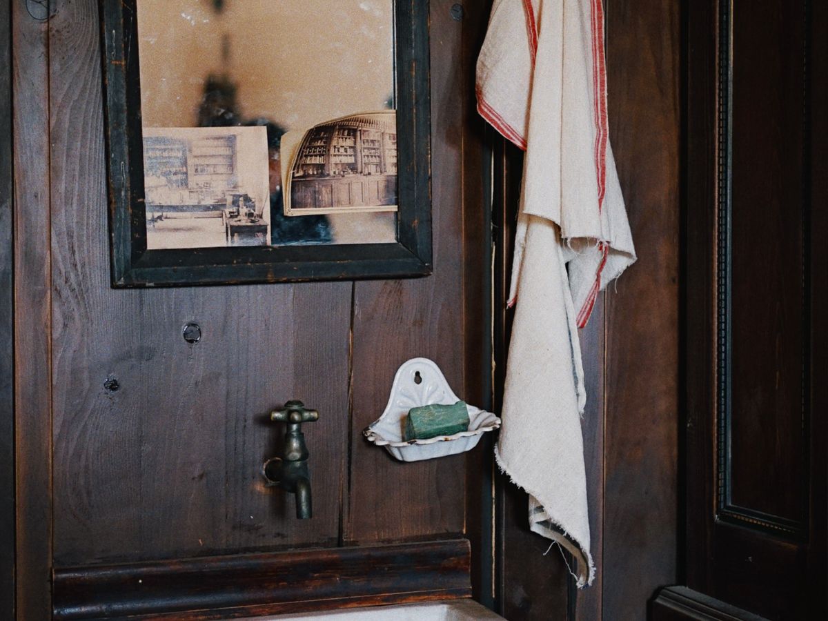 Bathroom Remodeling Before